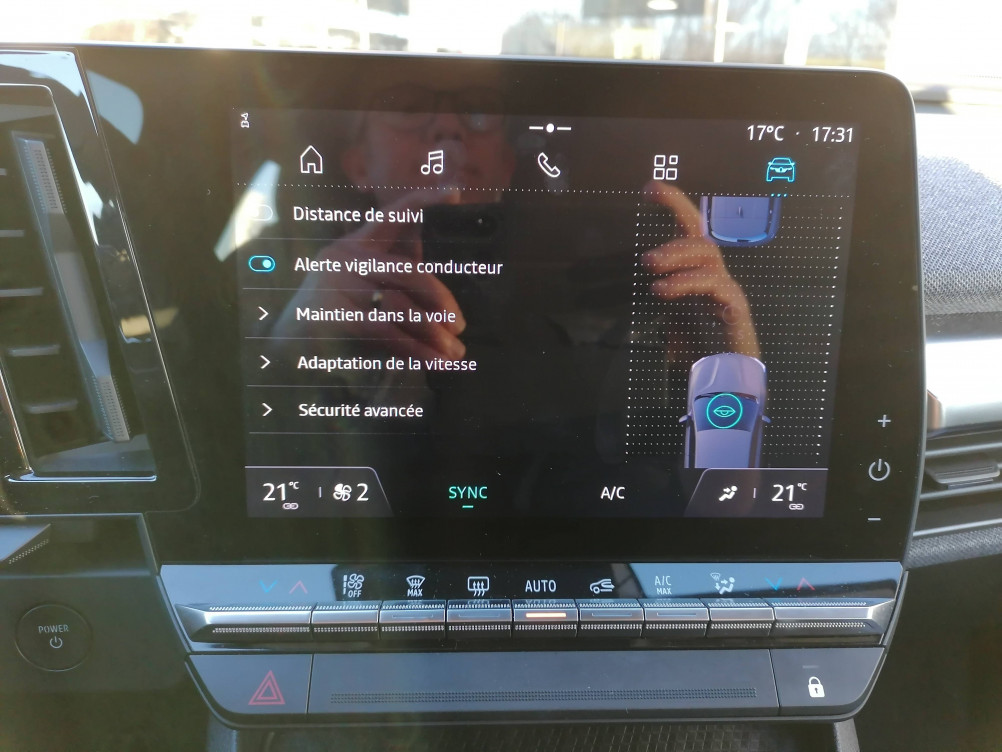 Acheter Renault Megane E-Tech Megane E-Tech EV60 220 ch super charge Equilibre 5p occasion dans les concessions du Groupe Faurie
