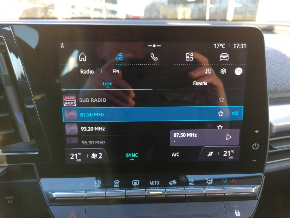 Acheter Renault Megane E-Tech Megane E-Tech EV60 220 ch super charge Equilibre 5p occasion dans les concessions du Groupe Faurie