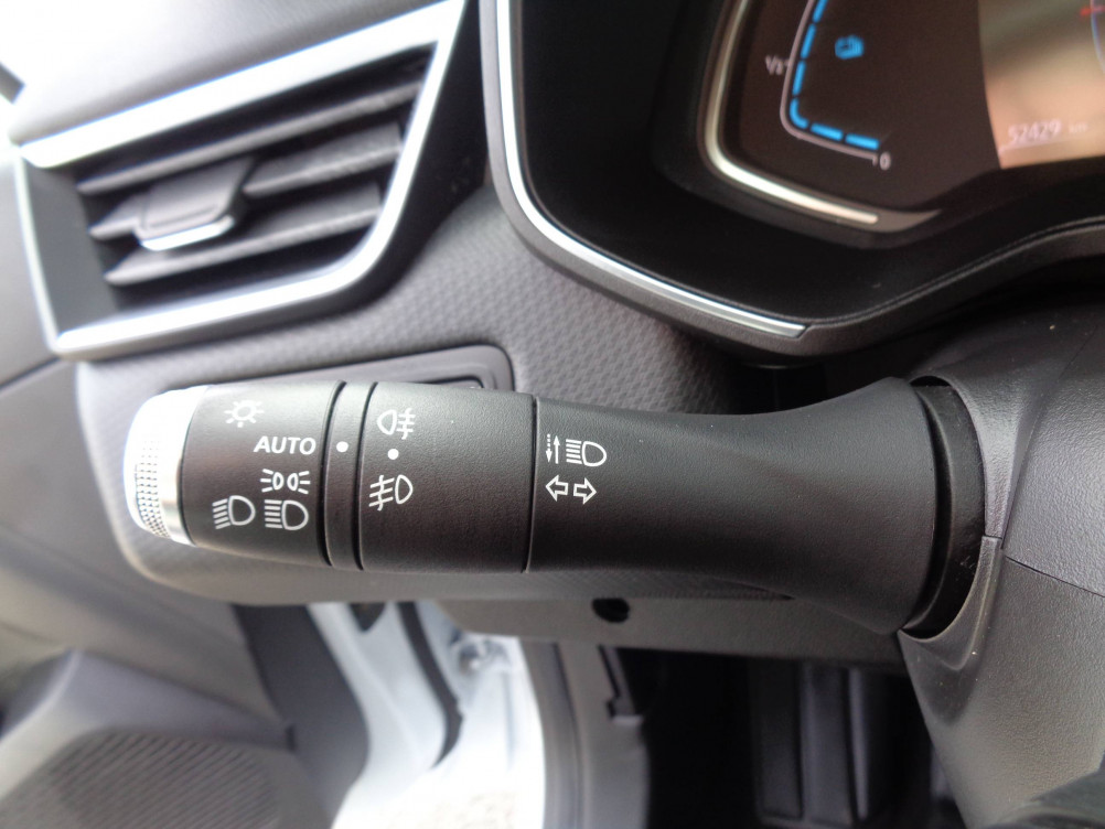 Acheter Renault Clio 5 Clio E-Tech 140 Business 5p occasion dans les concessions du Groupe Faurie