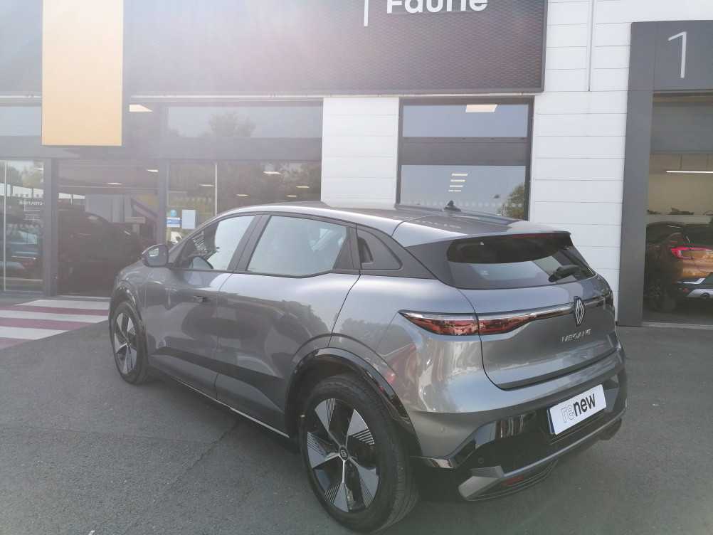 Acheter Renault Megane E-Tech Megane E-Tech EV60 220 ch super charge Equilibre 5p occasion dans les concessions du Groupe Faurie