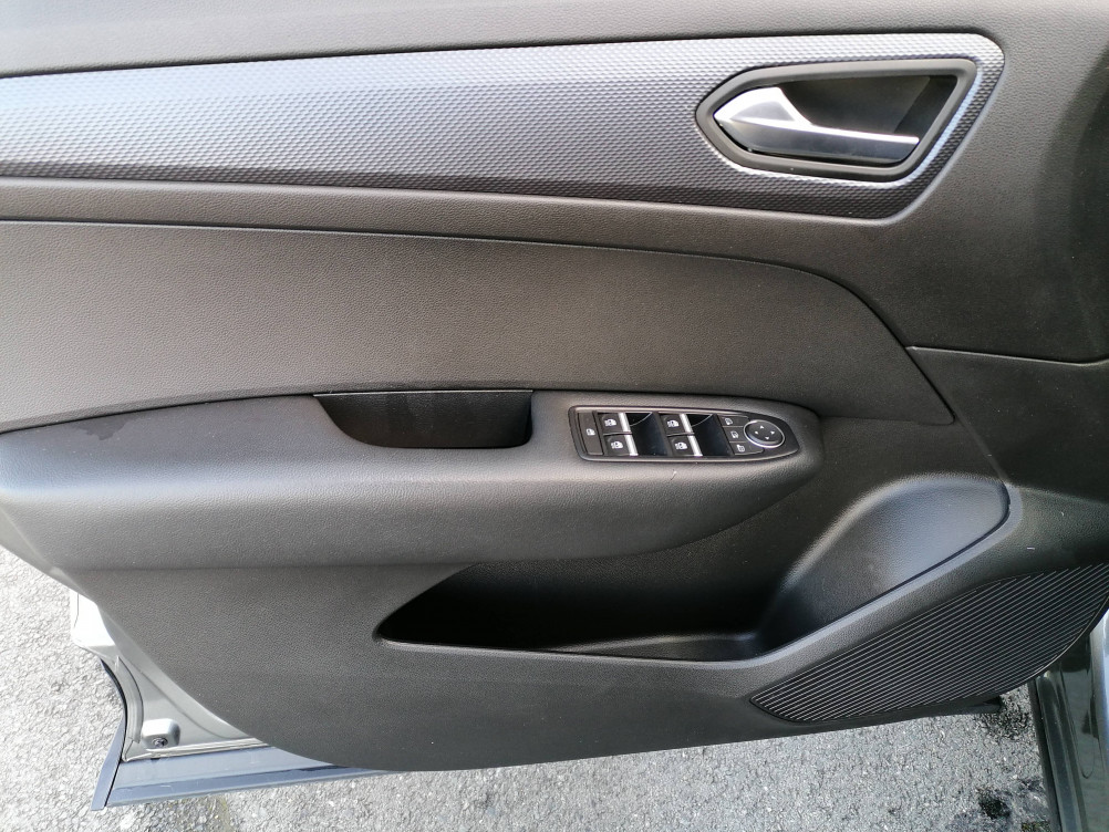 Acheter Renault Arkana Arkana E-Tech 145 Business 5p occasion dans les concessions du Groupe Faurie
