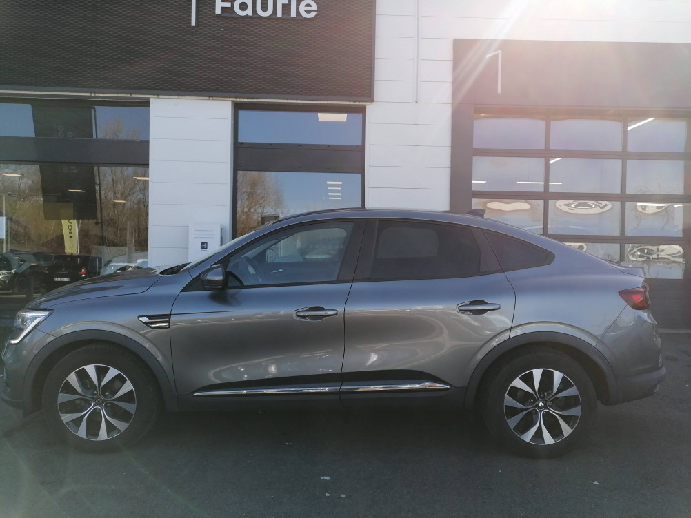 Acheter Renault Arkana Arkana E-Tech 145 Business 5p occasion dans les concessions du Groupe Faurie