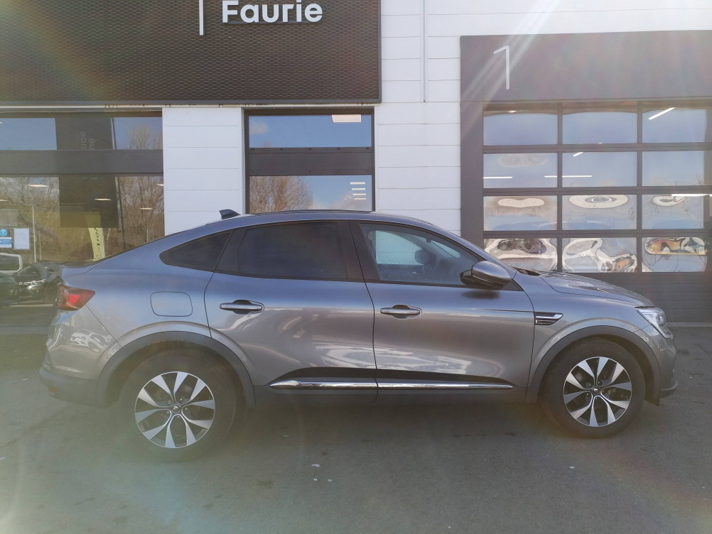 Acheter Renault Arkana Arkana E-Tech 145 Business 5p occasion dans les concessions du Groupe Faurie