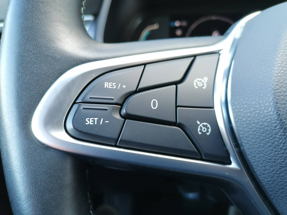 Acheter Renault Arkana Arkana E-Tech 145 Business 5p occasion dans les concessions du Groupe Faurie