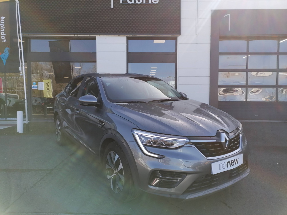 Acheter Renault Arkana Arkana E-Tech 145 Business 5p occasion dans les concessions du Groupe Faurie