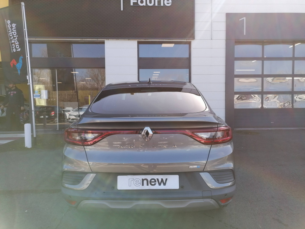 Acheter Renault Arkana Arkana E-Tech 145 Business 5p occasion dans les concessions du Groupe Faurie