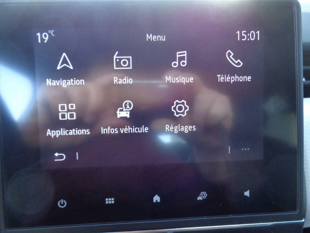 Acheter Renault Clio 5 Clio TCe 140 - 21 Intens 5p occasion dans les concessions du Groupe Faurie