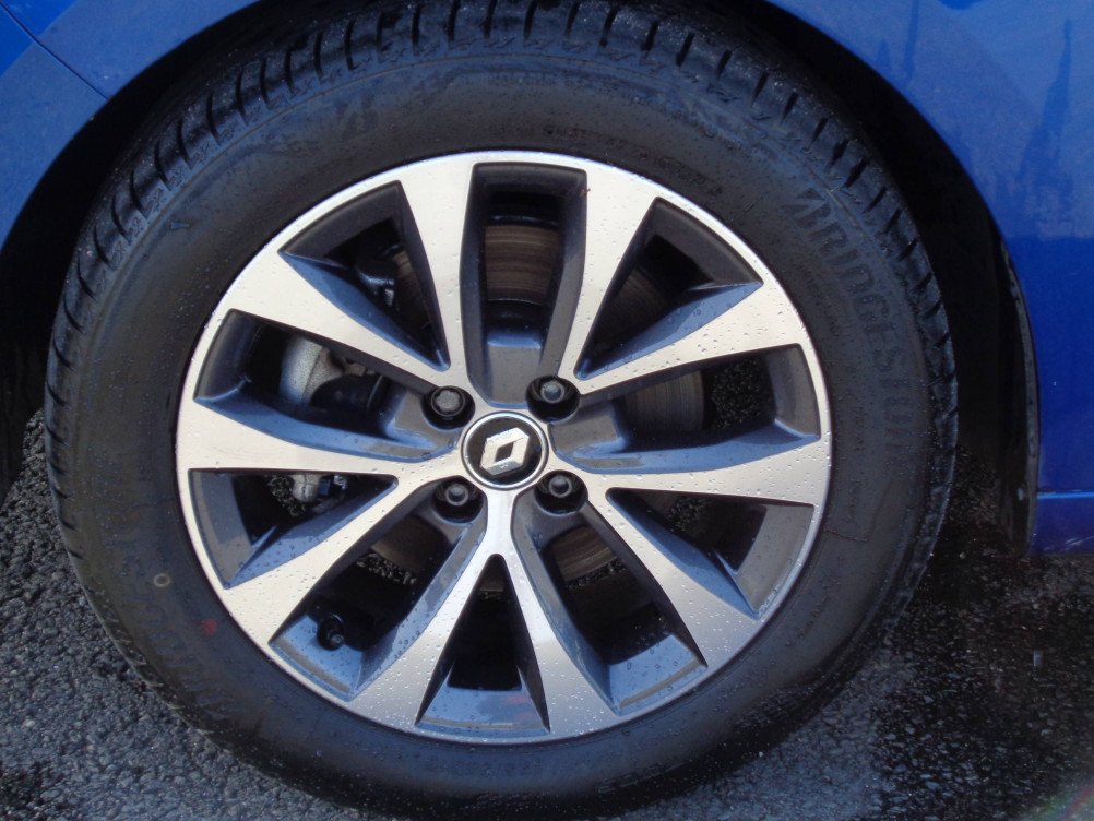 Acheter Renault Clio 5 Clio TCe 140 - 21 Intens 5p occasion dans les concessions du Groupe Faurie