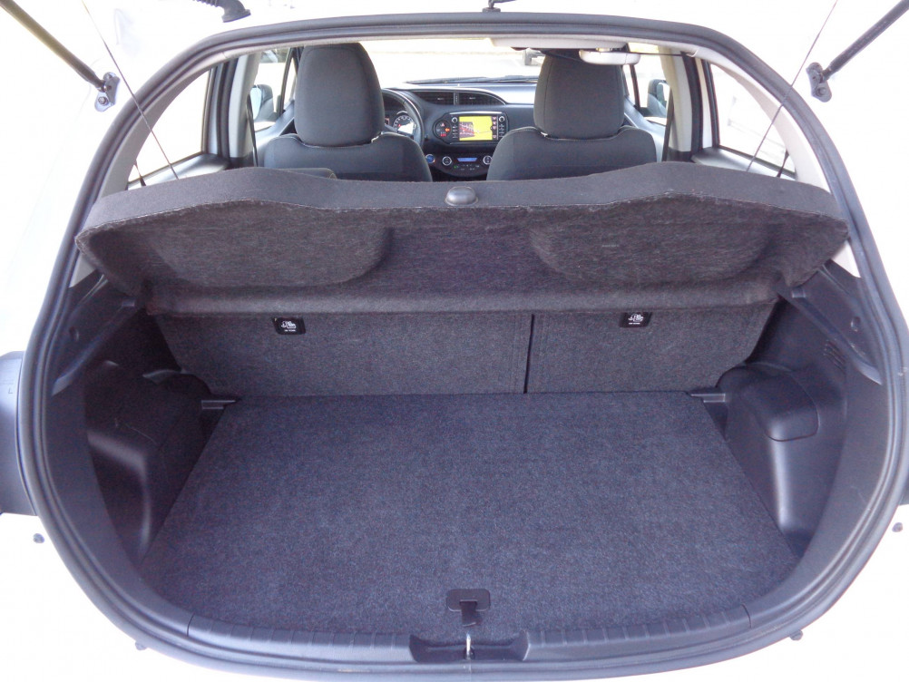 Acheter Toyota Yaris Yaris Hybride 100h Collection 5p occasion dans les concessions du Groupe Faurie