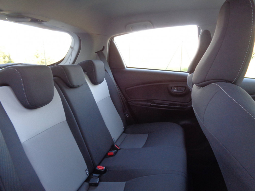 Acheter Toyota Yaris Yaris Hybride 100h Collection 5p occasion dans les concessions du Groupe Faurie