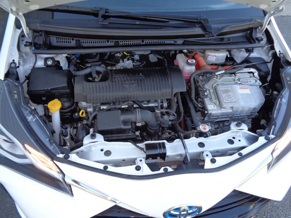 Acheter Toyota Yaris Yaris Hybride 100h Collection 5p occasion dans les concessions du Groupe Faurie