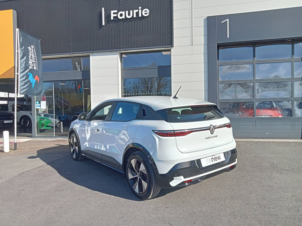 Acheter Renault Megane E-Tech Megane E-Tech EV60 220 ch optimum charge Equilibre 5p occasion dans les concessions du Groupe Faurie