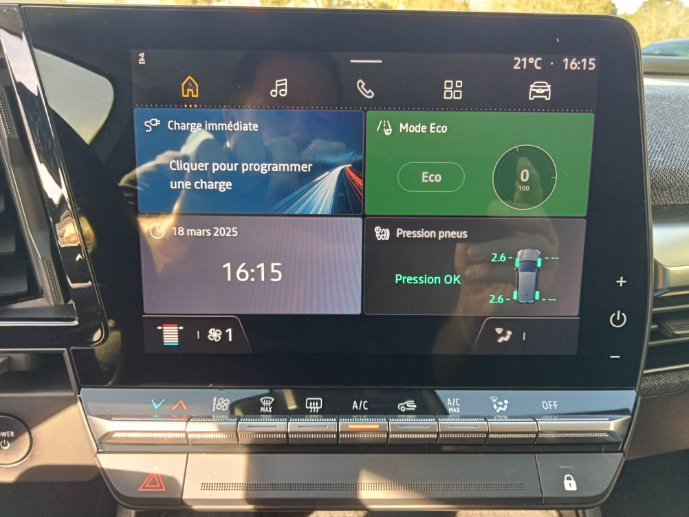 Acheter Renault Megane E-Tech Megane E-Tech EV60 220 ch optimum charge Equilibre 5p occasion dans les concessions du Groupe Faurie