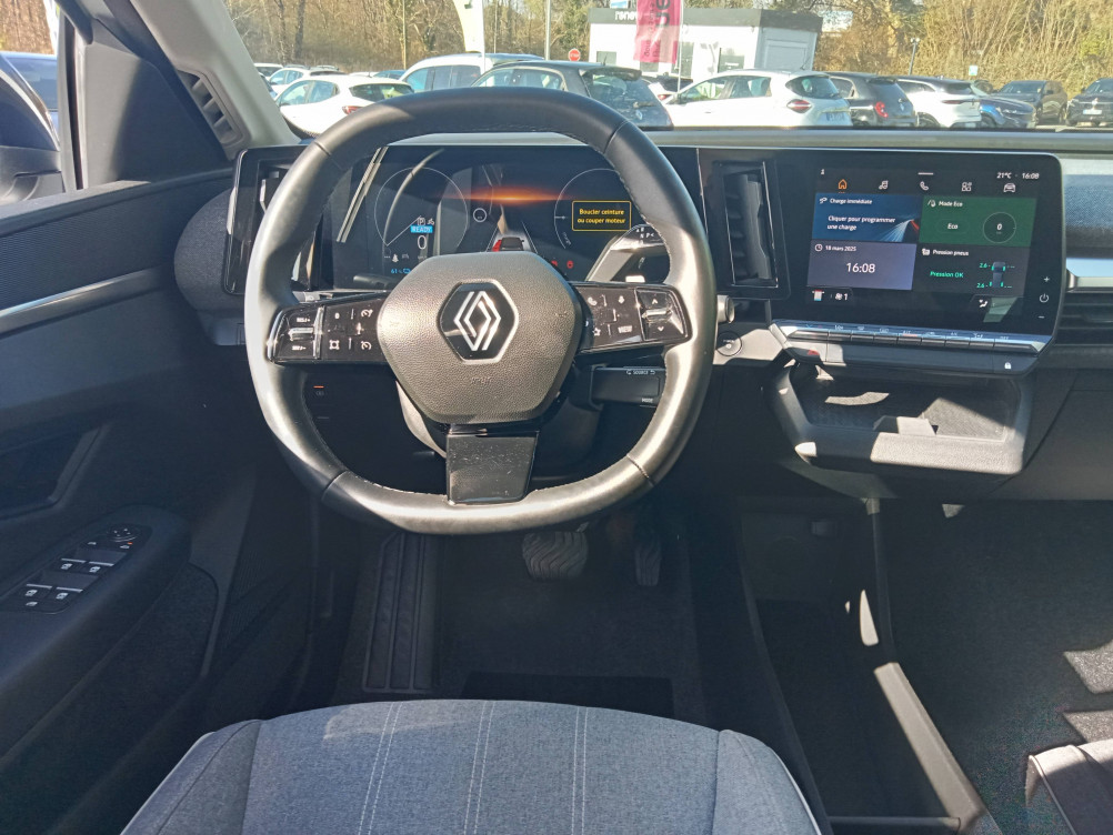 Acheter Renault Megane E-Tech Megane E-Tech EV60 220 ch optimum charge Equilibre 5p occasion dans les concessions du Groupe Faurie