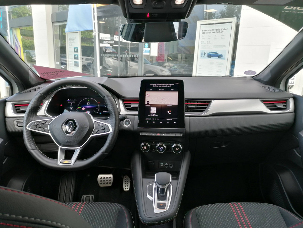 Acheter Renault Captur 2 Captur E-Tech 145 - 21 R.S. Line 5p occasion dans les concessions du Groupe Faurie
