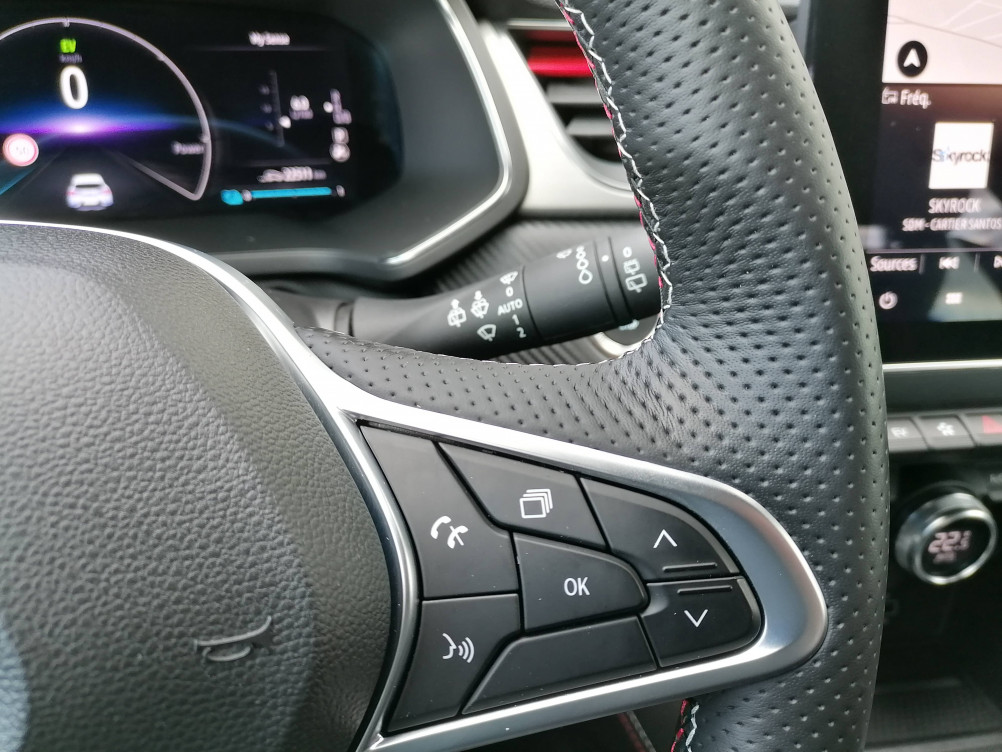 Acheter Renault Captur 2 Captur E-Tech 145 - 21 R.S. Line 5p occasion dans les concessions du Groupe Faurie