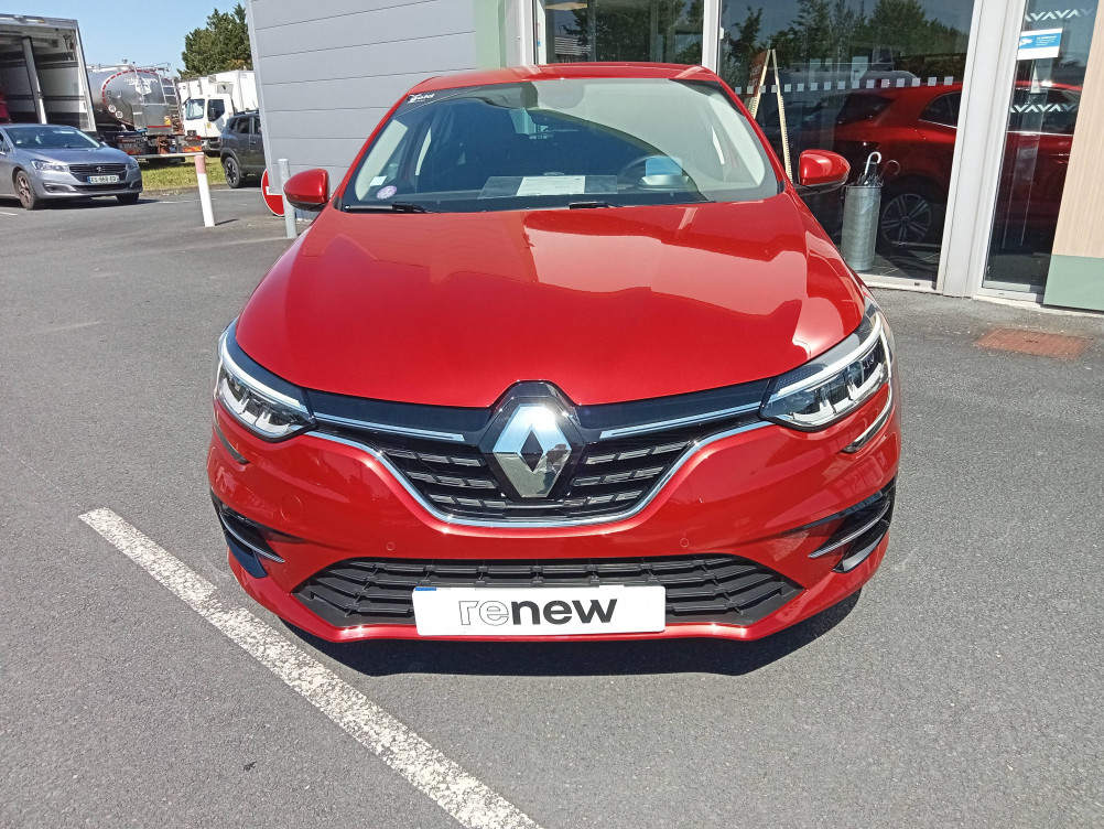 Acheter Renault Megane 4 Mégane IV Berline TCe 140 EDC FAP Intens 5p occasion dans les concessions du Groupe Faurie