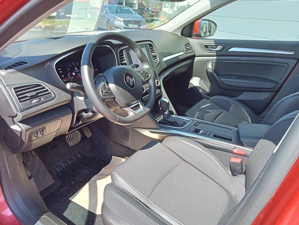 Acheter Renault Megane 4 Mégane IV Berline TCe 140 EDC FAP Intens 5p occasion dans les concessions du Groupe Faurie