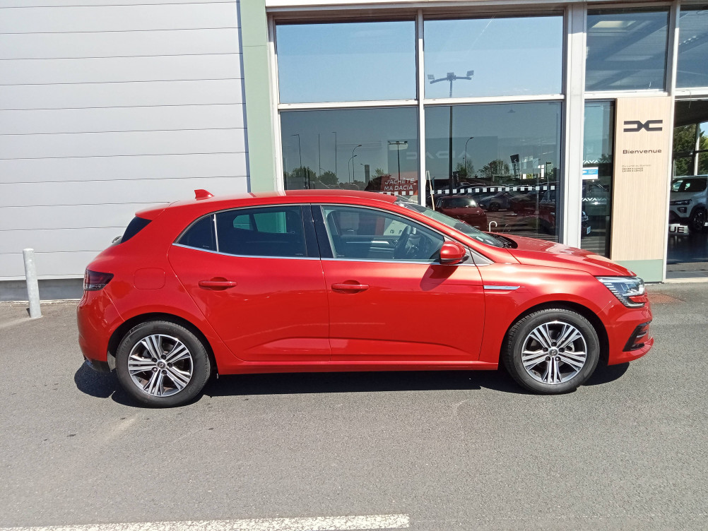 Acheter Renault Megane 4 Mégane IV Berline TCe 140 EDC FAP Intens 5p occasion dans les concessions du Groupe Faurie