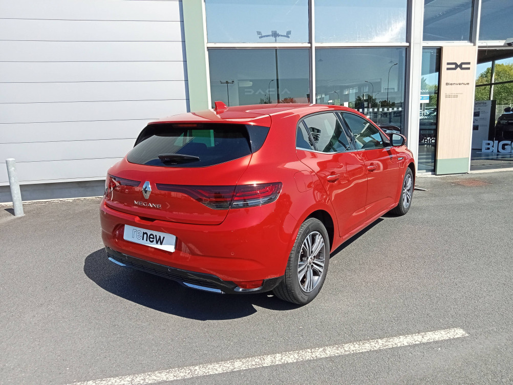 Acheter Renault Megane 4 Mégane IV Berline TCe 140 EDC FAP Intens 5p occasion dans les concessions du Groupe Faurie
