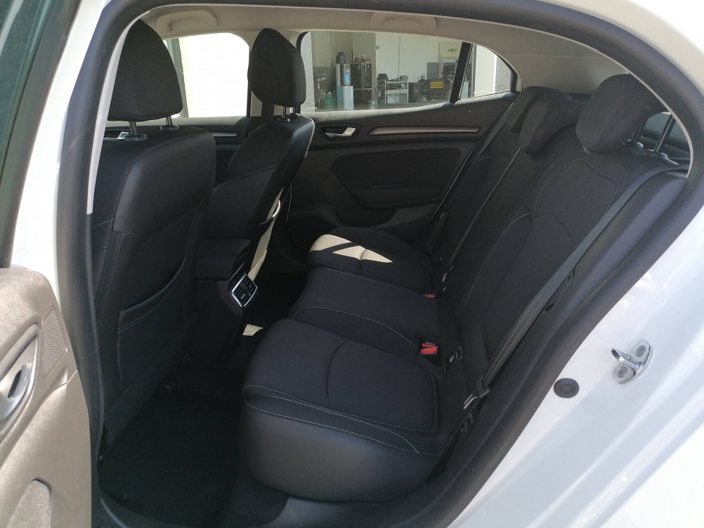 Acheter Renault Megane 4 Mégane IV Berline Blue dCi 115 Business 5p occasion dans les concessions du Groupe Faurie