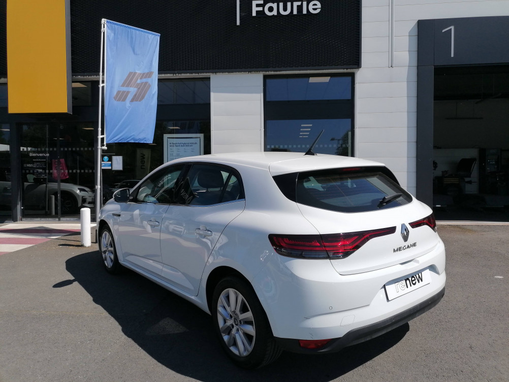 Acheter Renault Megane 4 Mégane IV Berline Blue dCi 115 Business 5p occasion dans les concessions du Groupe Faurie