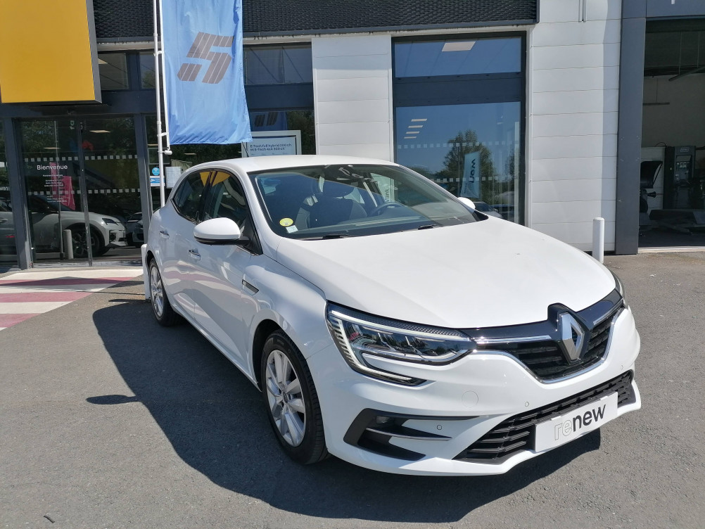 Acheter Renault Megane 4 Mégane IV Berline Blue dCi 115 Business 5p occasion dans les concessions du Groupe Faurie