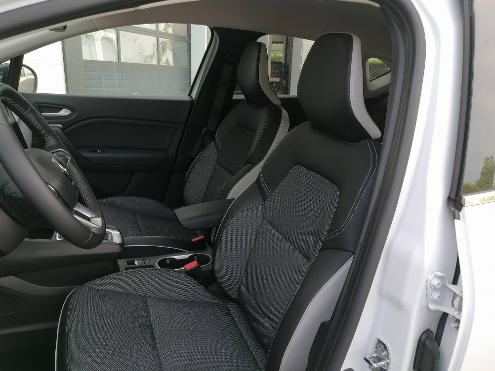Acheter Renault Captur 2 Captur E-Tech full hybrid 145 Techno fast track 5p occasion dans les concessions du Groupe Faurie