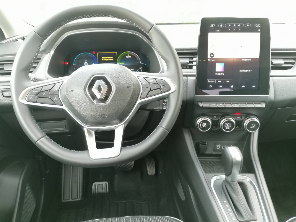 Acheter Renault Captur 2 Captur E-Tech full hybrid 145 Techno fast track 5p occasion dans les concessions du Groupe Faurie