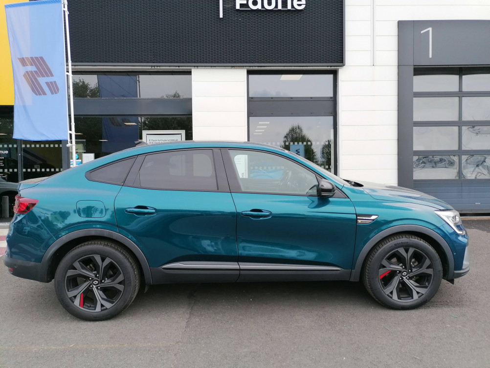 Acheter Renault Arkana Arkana E-Tech 145 R.S. Line 5p occasion dans les concessions du Groupe Faurie