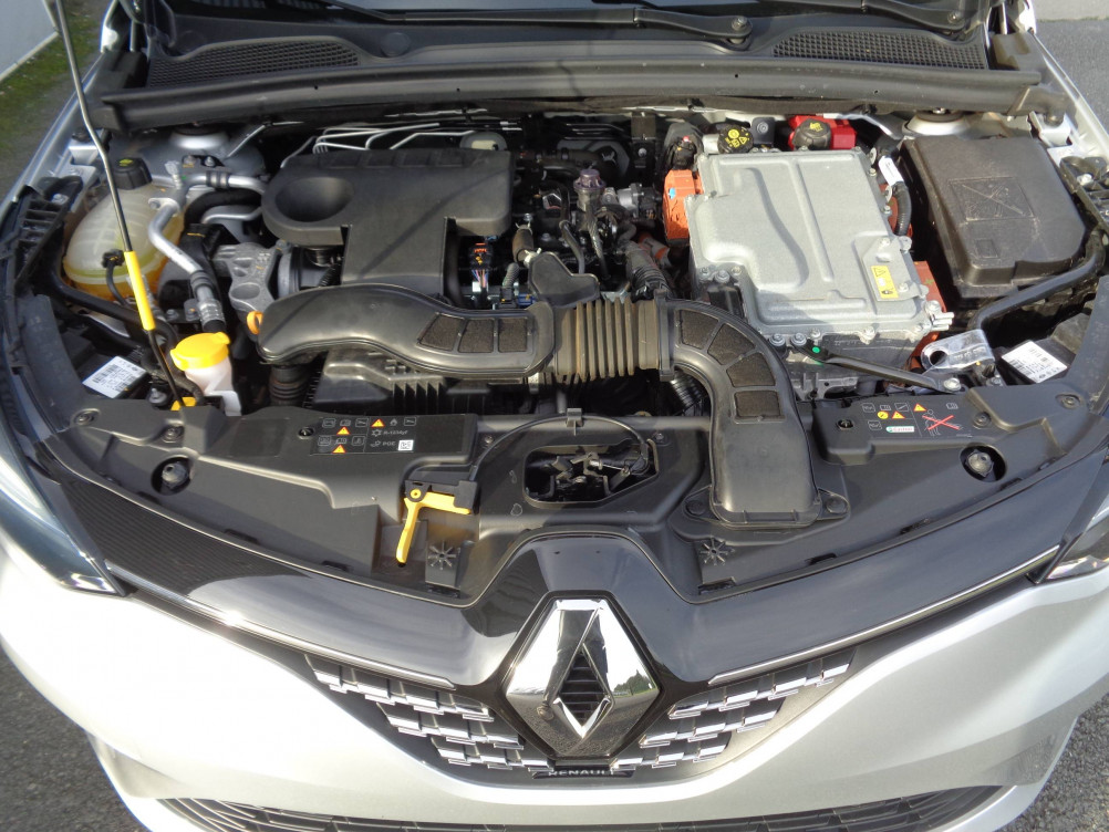 Acheter Renault Clio 5 Clio E-Tech 140 Intens 5p occasion dans les concessions du Groupe Faurie