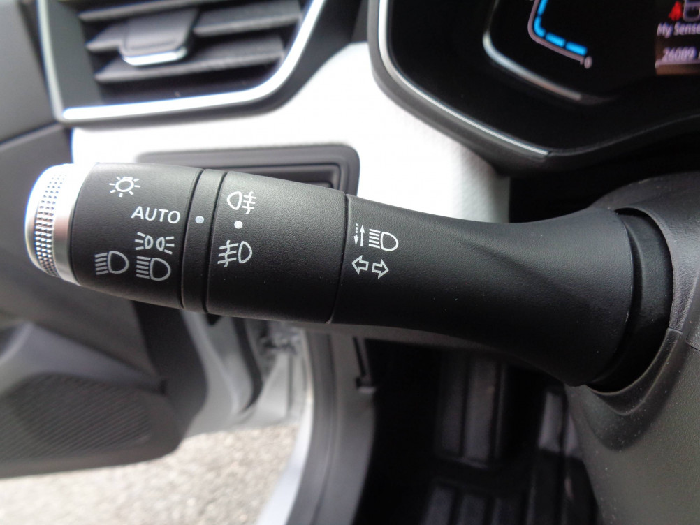 Acheter Renault Clio 5 Clio E-Tech 140 Intens 5p occasion dans les concessions du Groupe Faurie