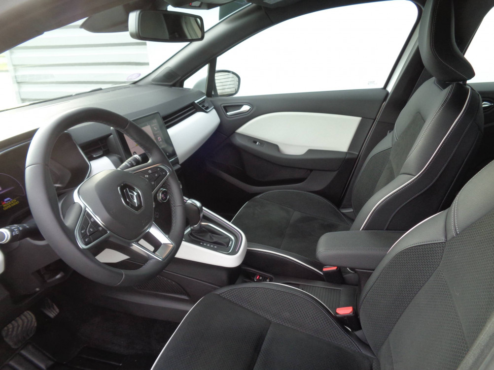 Acheter Renault Clio 5 Clio E-Tech 140 Intens 5p occasion dans les concessions du Groupe Faurie