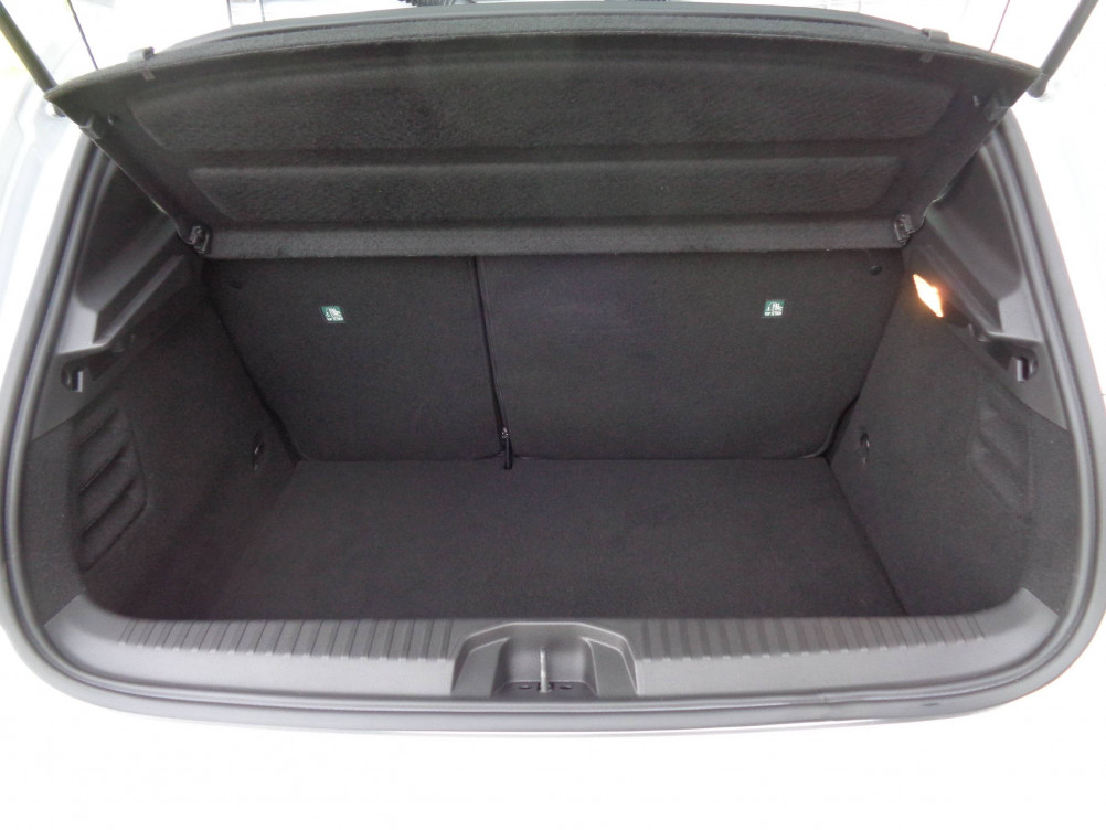 Acheter Renault Clio 5 Clio E-Tech 140 Intens 5p occasion dans les concessions du Groupe Faurie