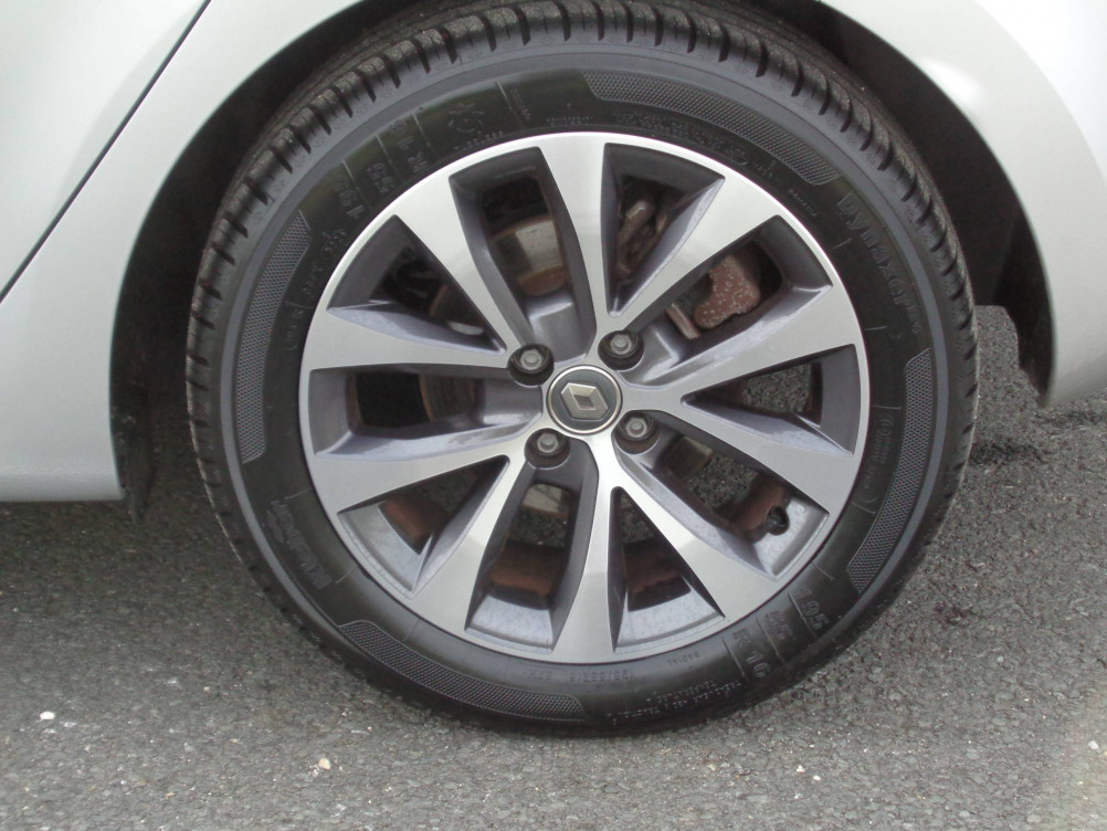 Acheter Renault Clio 5 Clio E-Tech 140 Intens 5p occasion dans les concessions du Groupe Faurie