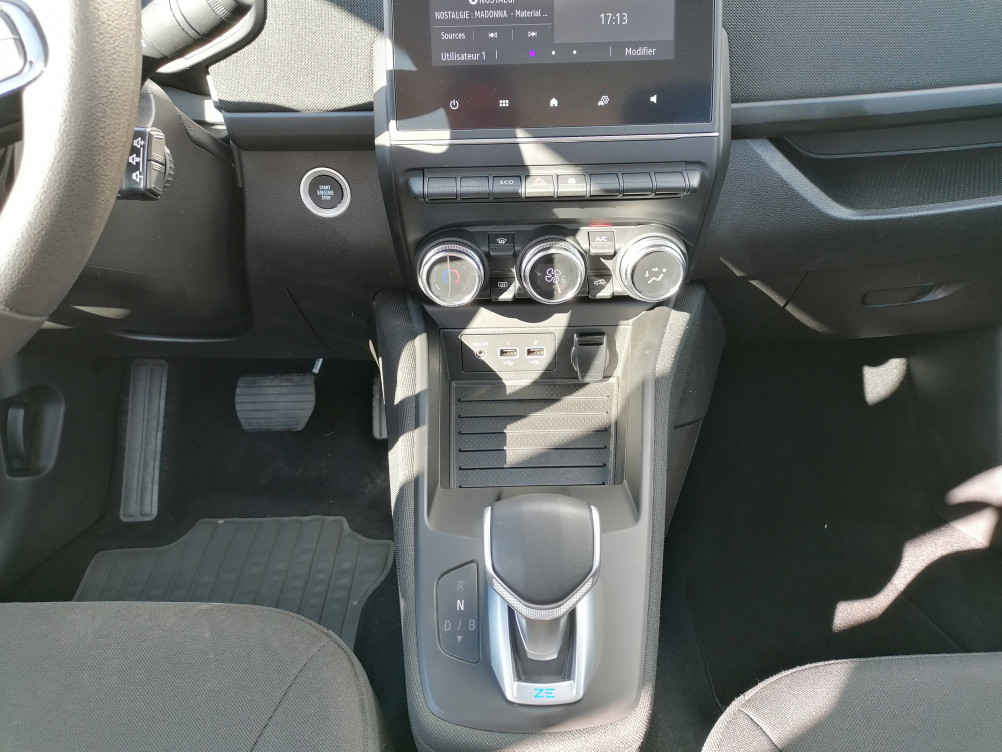 Acheter Renault Zoe Zoe R110 Achat Intégral - 21 Life 5p occasion dans les concessions du Groupe Faurie