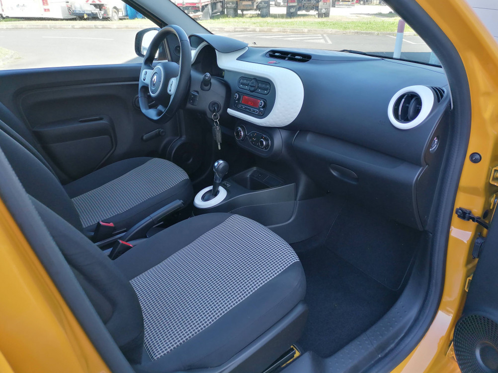 Acheter Renault Twingo Electrique Twingo III Achat Intégral Life 5p occasion dans les concessions du Groupe Faurie