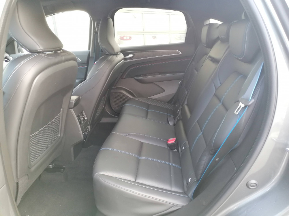 Acheter Renault Arkana Arkana E-Tech 145 - 23 esprit Alpine 5p occasion dans les concessions du Groupe Faurie
