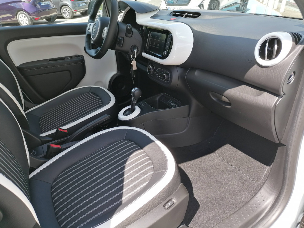 Acheter Renault Twingo Electrique Twingo III Achat Intégral Intens 5p occasion dans les concessions du Groupe Faurie