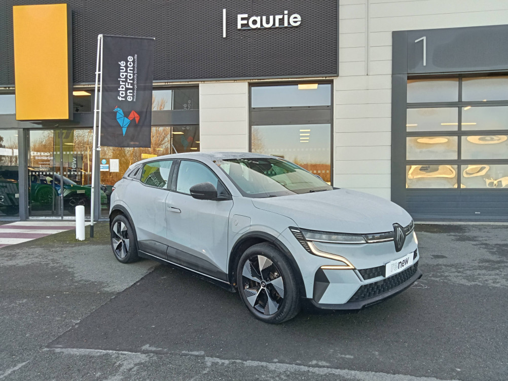 Acheter Renault Megane E-Tech Megane E-Tech EV60 220 ch super charge Equilibre 5p occasion dans les concessions du Groupe Faurie