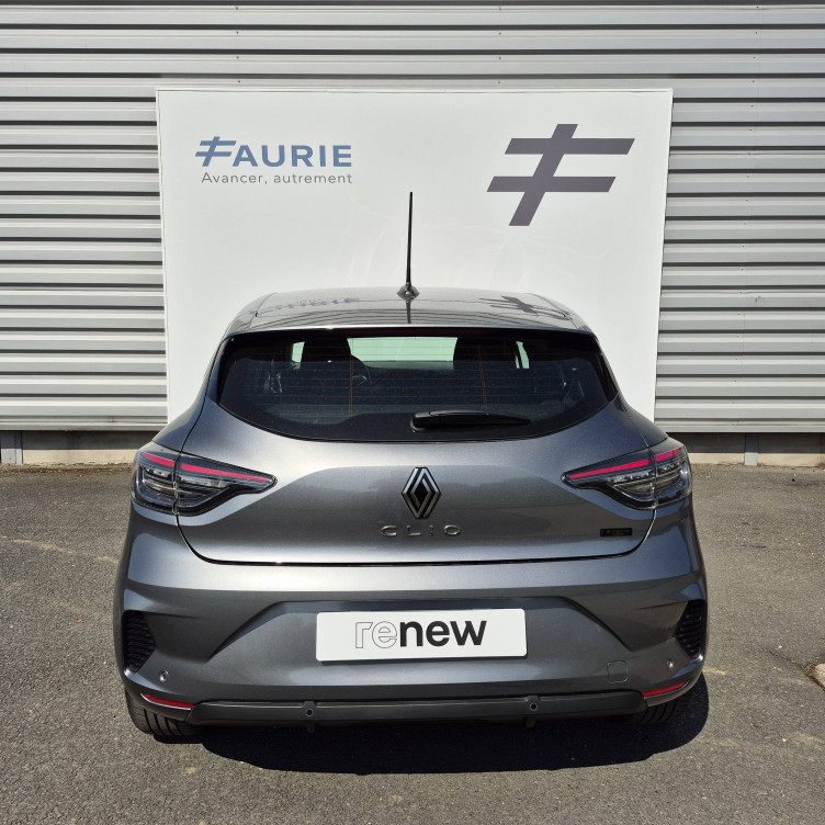 Acheter Renault Clio 5 Clio E-Tech full hybrid 145 Evolution 5p occasion dans les concessions du Groupe Faurie