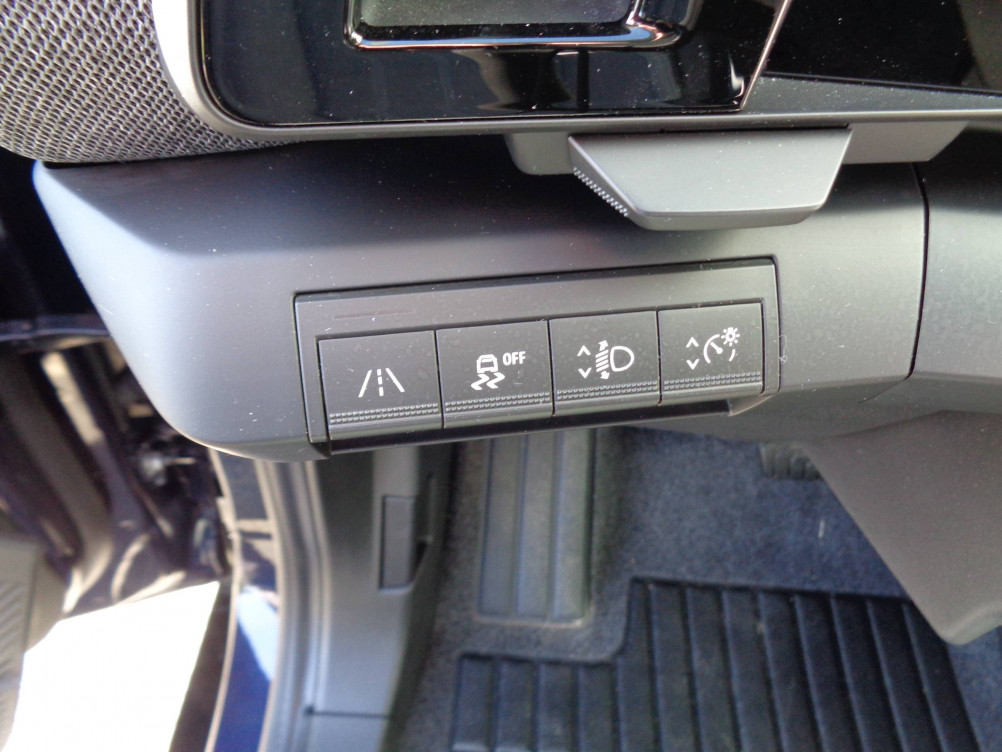 Acheter Renault Megane E-Tech Megane E-Tech EV40 130ch standard charge Equilibre 5p occasion dans les concessions du Groupe Faurie