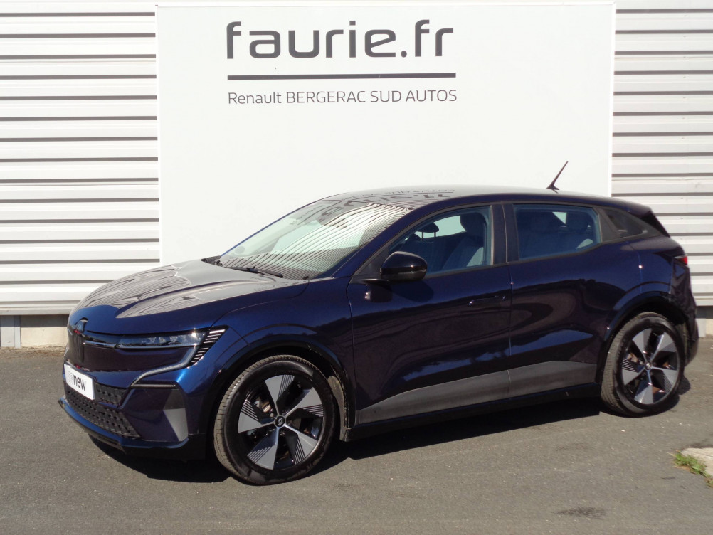 Acheter Renault Megane E-Tech Megane E-Tech EV40 130ch standard charge Equilibre 5p occasion dans les concessions du Groupe Faurie