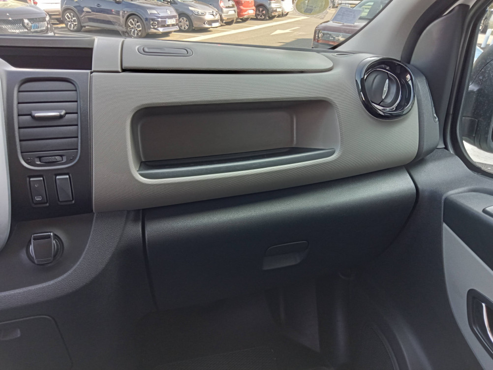 Acheter Renault Trafic 3 TRAFIC FGN L1H1 1000 KG DCI 120 E6 GRAND CONFORT 4p occasion dans les concessions du Groupe Faurie