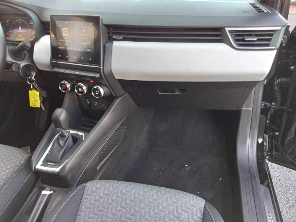 Acheter Renault Clio 5 Clio E-Tech 140 - 21N Limited 5p occasion dans les concessions du Groupe Faurie