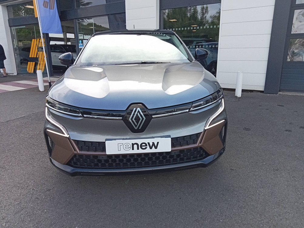 Acheter Renault Megane E-Tech Megane E-Tech EV60 220 ch optimum charge Equilibre 5p occasion dans les concessions du Groupe Faurie
