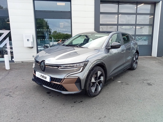 Acheter Renault Megane E-Tech Megane E-Tech EV60 220 ch optimum charge Equilibre 5p neuve dans les concessions du Groupe Faurie