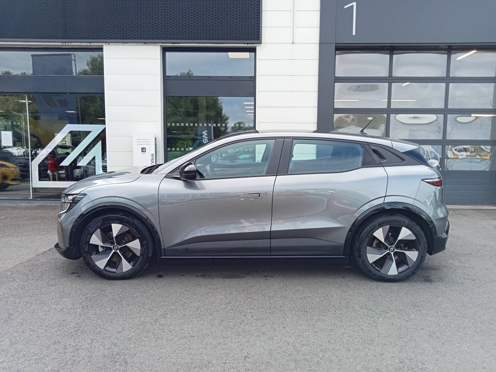 Acheter Renault Megane E-Tech Megane E-Tech EV60 220 ch optimum charge Equilibre 5p occasion dans les concessions du Groupe Faurie