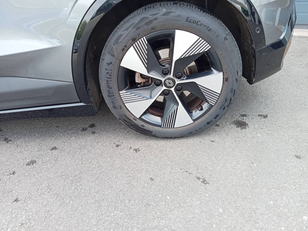 Acheter Renault Megane E-Tech Megane E-Tech EV60 220 ch optimum charge Equilibre 5p occasion dans les concessions du Groupe Faurie