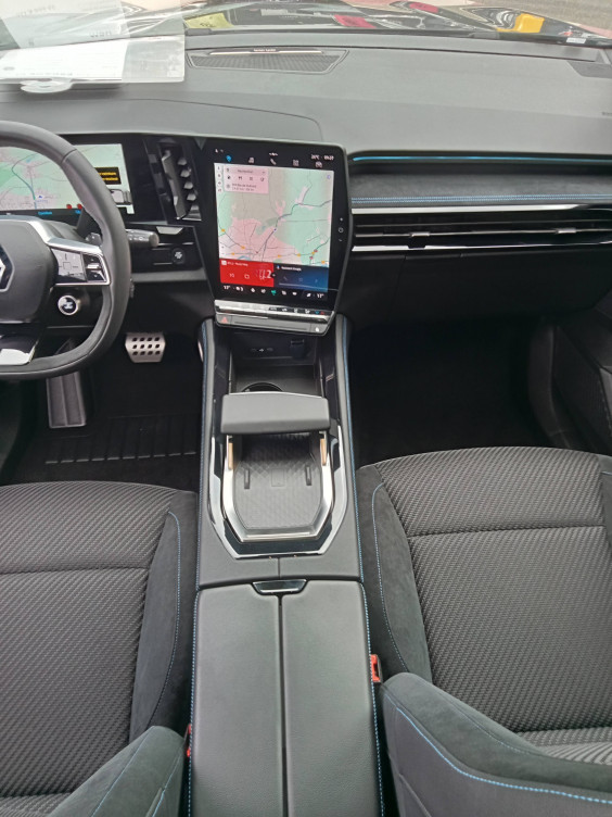 Acheter Renault Espace 6 Espace E-Tech hybrid 200 esprit Alpine 5p occasion dans les concessions du Groupe Faurie